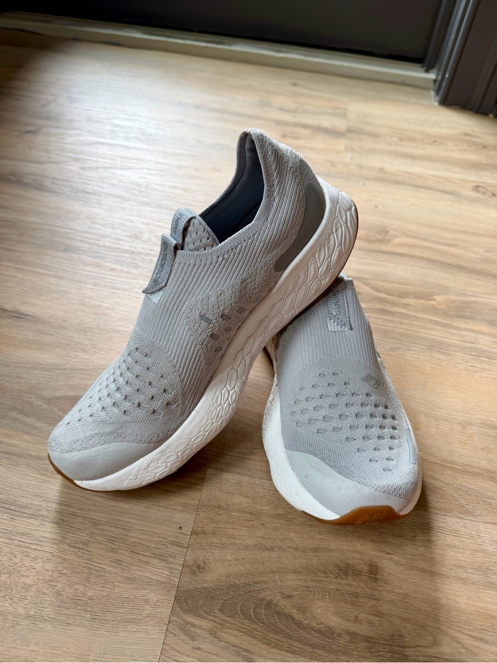 New Balance Women’s Slip On Sneakers Size 9